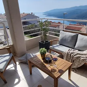  Apartment Cami -stylish With A Beautiful Seaview