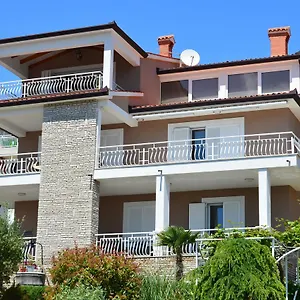  Apartment Flavia